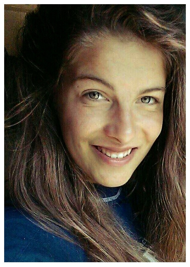 Portrait von Elisa-Sophia Krüger (Ernährungs- und Gesundheitsberaterin der klassischen chinesischen Medizin, TCM, Bewegungstherapeutin, Tanz- und QiGong-Lehrerin, Waren, Neustrelitz, Neubrandenburg, Feldberg, Woldegk, Mecklenburgische Seenplatte) Portrait von Elisa-Sophia Krüger (Ernährungs- und Gesundheitsberaterin der klassischen chinesischen Medizin, TCM, Bewegungstherapeutin, Tanz- und QiGong-Lehrerin, Waren, Neustrelitz, Neubrandenburg, Feldberg, Woldegk, Mecklenburgische Seenplatte)